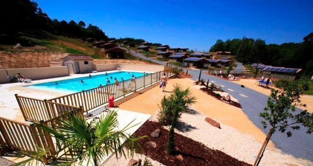 Terres De France - Les Hameaux De Pomette Hotell Marminiac Exteriör bild